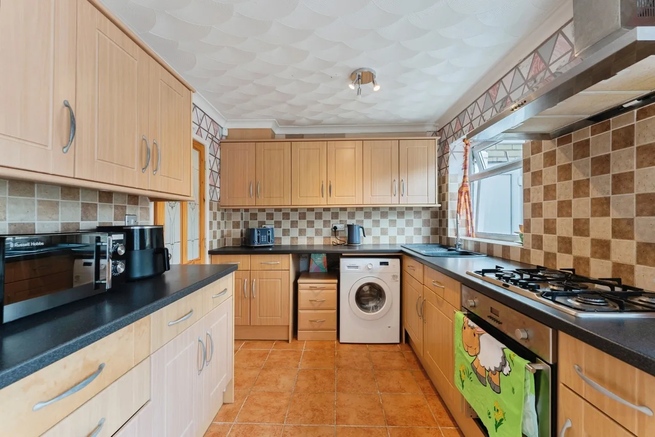 Knottingley Drive, Great Sutton, CH66, photo 2