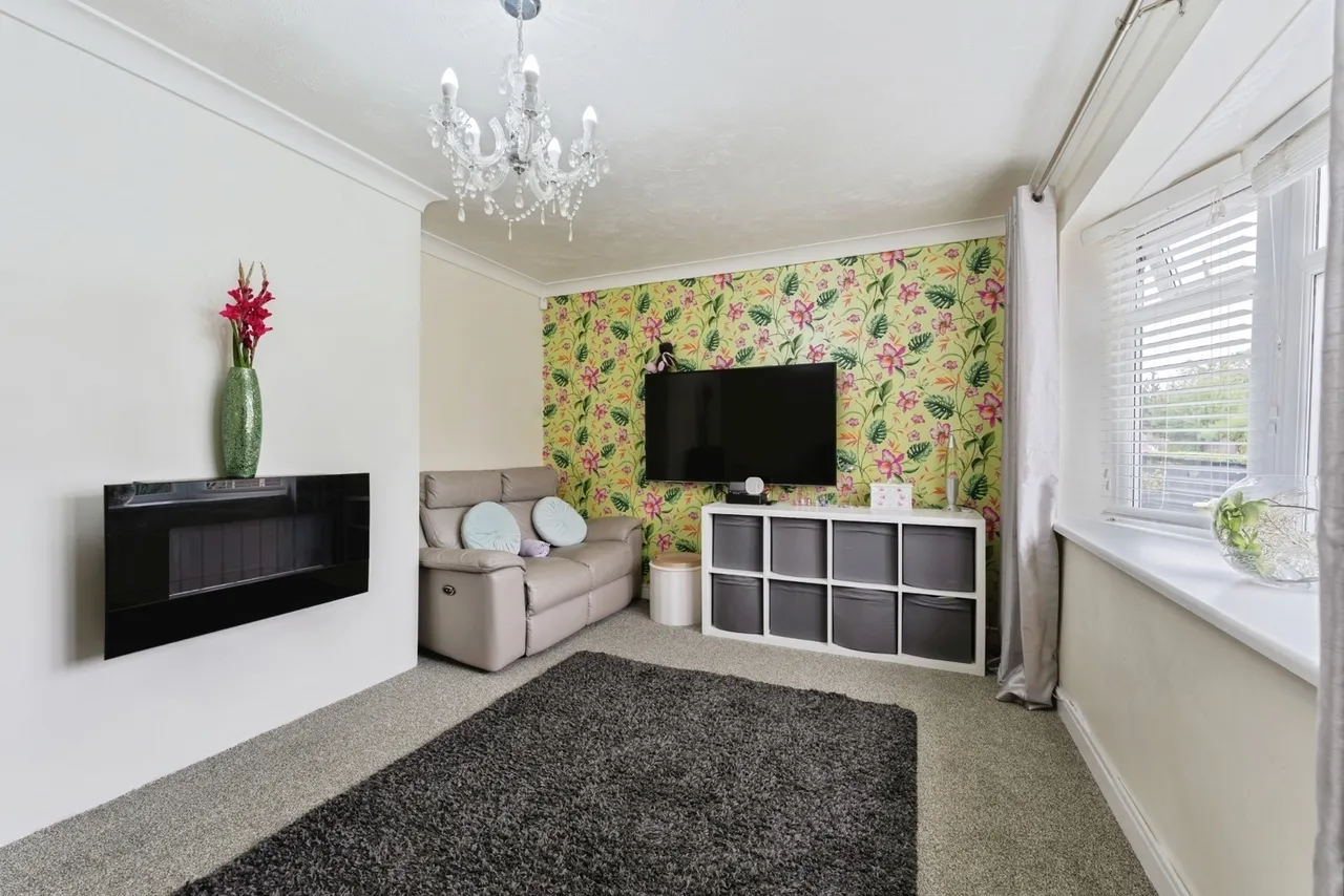 Knottingley Drive, Great Sutton, CH66, photo 9