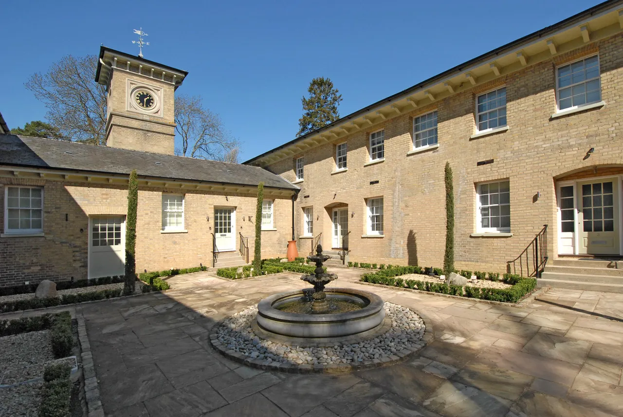 2 bed house to rent, Hedsor Park Taplow, SL6