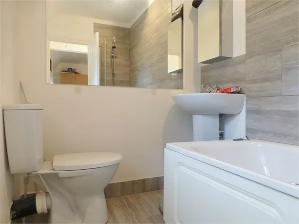 Crowther Avenue , Brentford/South Ealing, Brentford , Greaten London, TW8 9QJ, photo 6