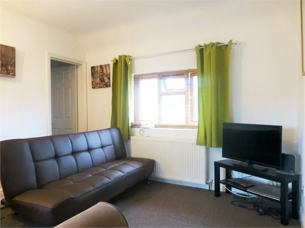 Crowther Avenue , Brentford/South Ealing, Brentford , Greaten London, TW8 9QJ, photo 4