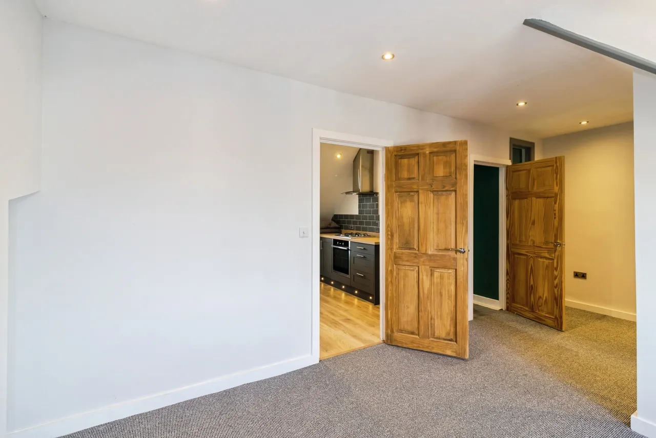 Goldington Avenue, Bedford, photo 11