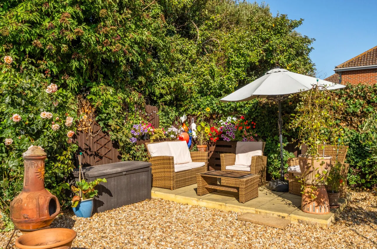Avebury Close, Bracklesham Bay, PO20, photo 31