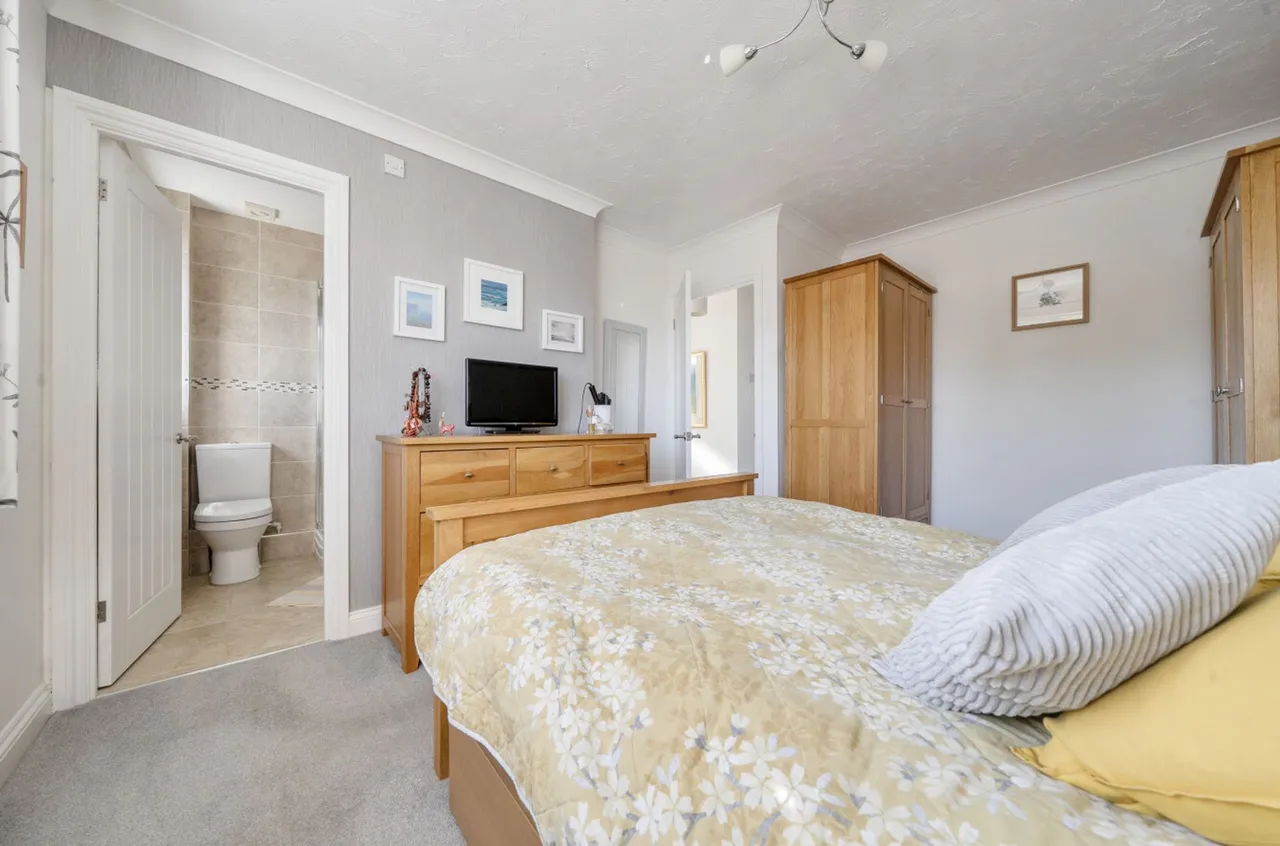 Avebury Close, Bracklesham Bay, PO20, photo 24