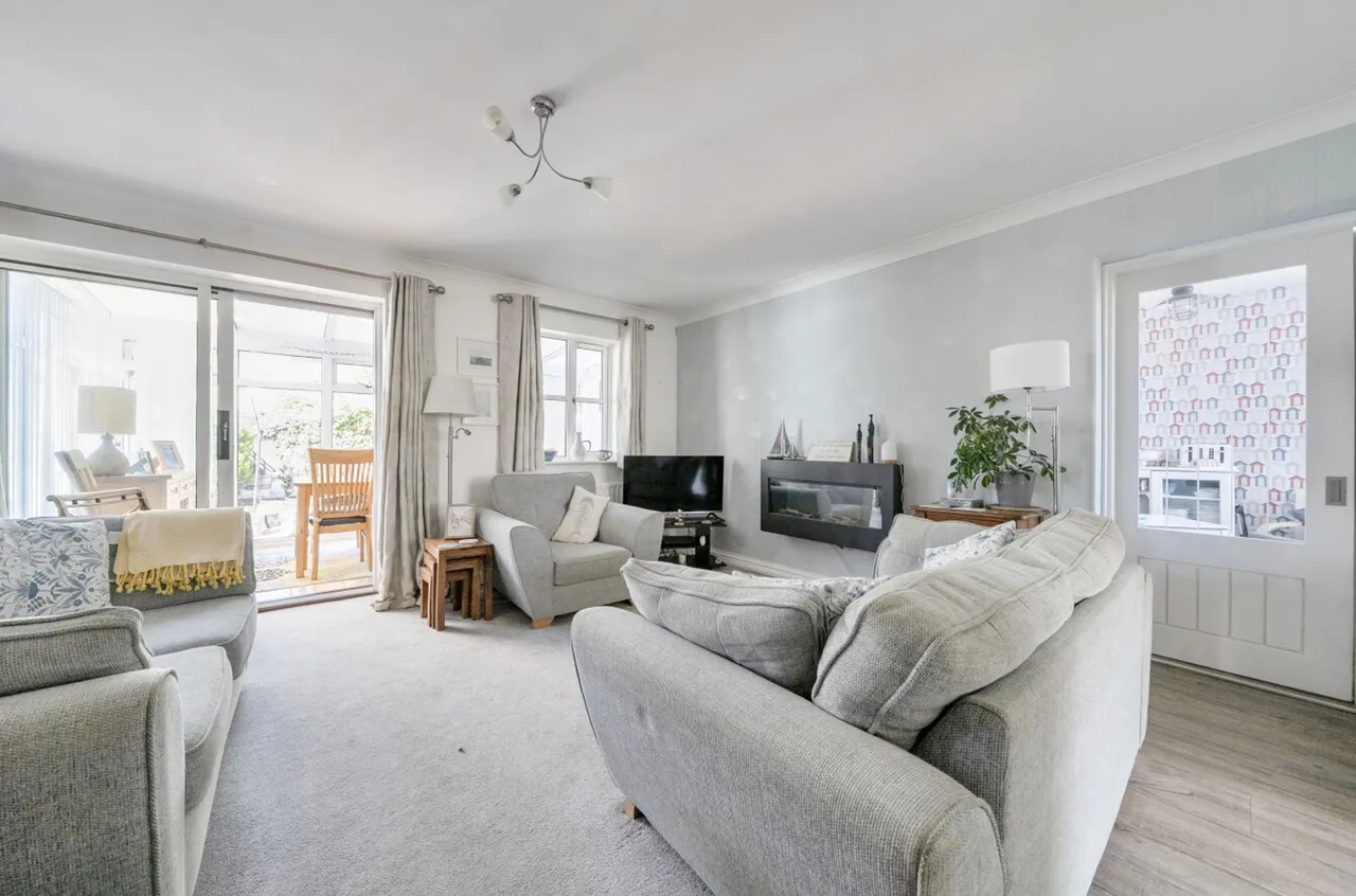Avebury Close, Bracklesham Bay, PO20, photo 11