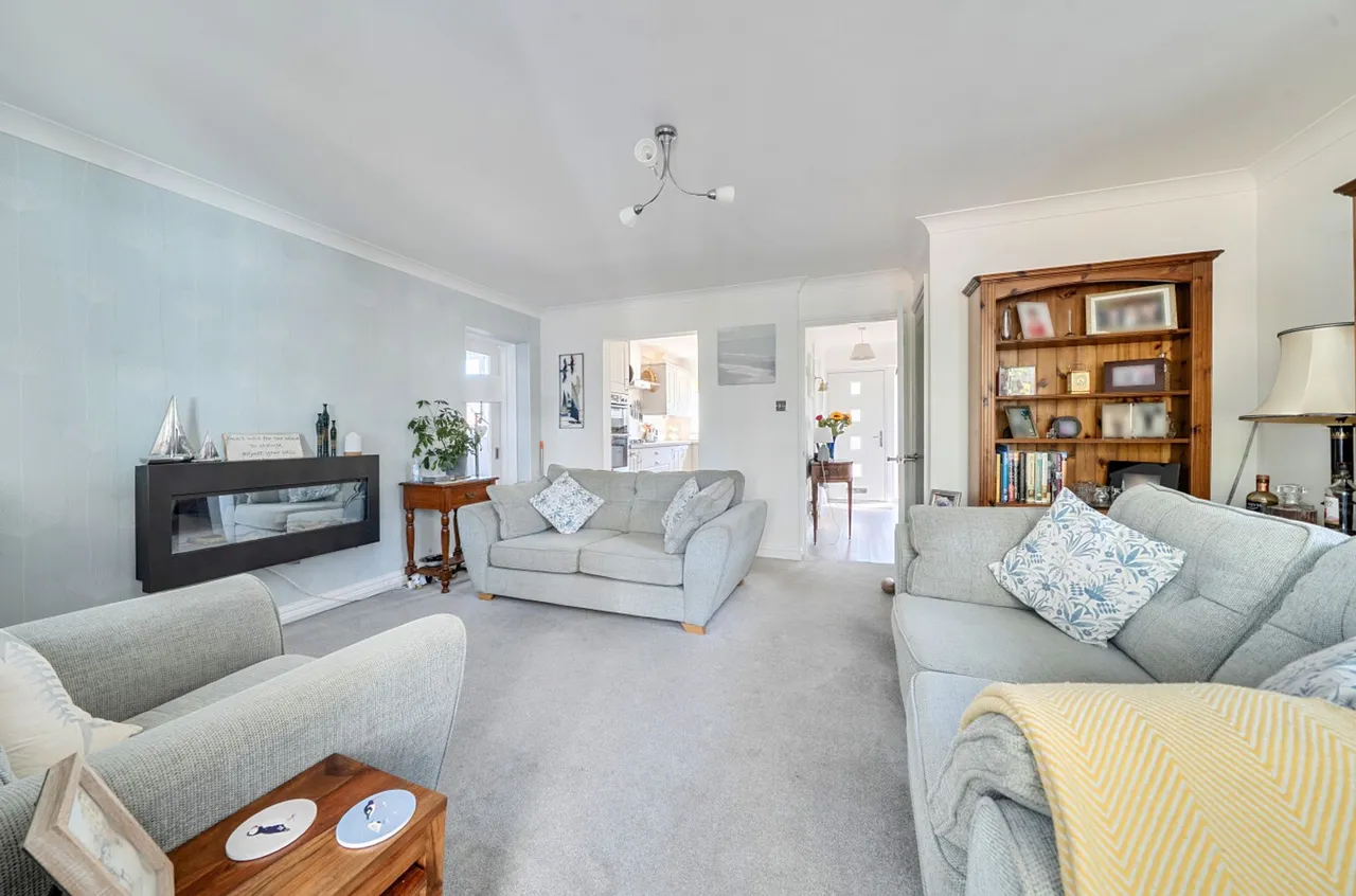 Avebury Close, Bracklesham Bay, PO20, photo 4