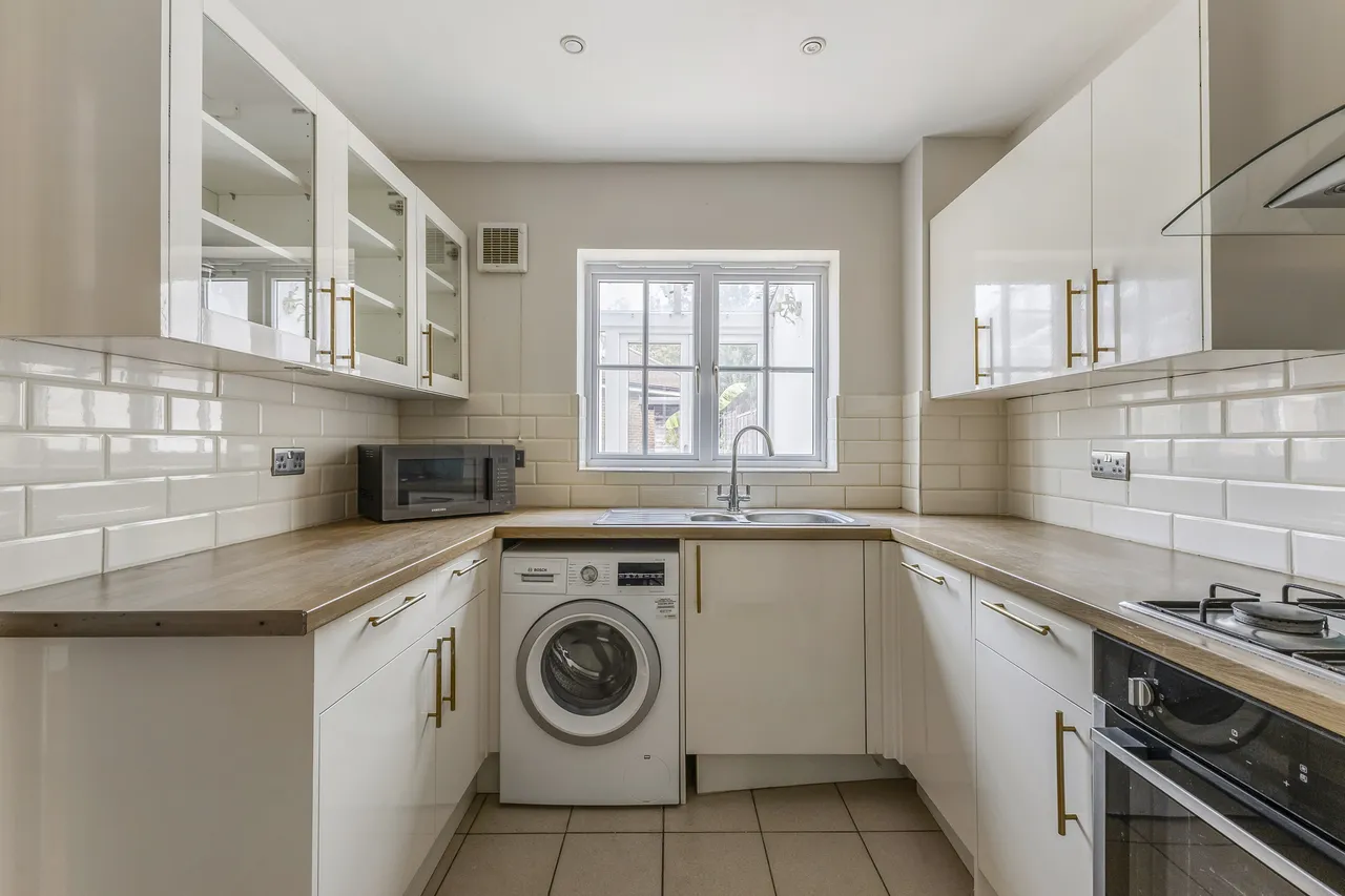 Lady Aylesford Avenue, Stanmore, HA7, photo 18