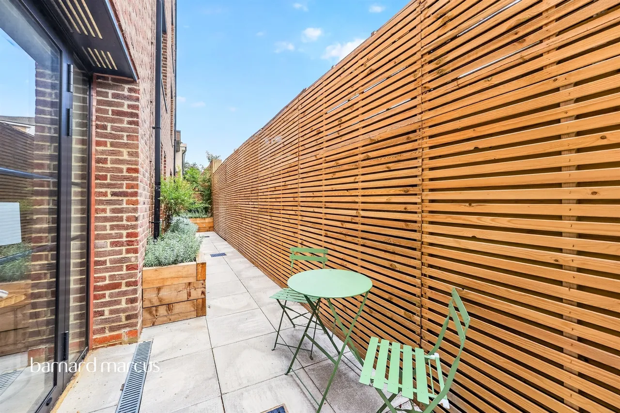 Fallsbrook Road, London, SW16, photo 11
