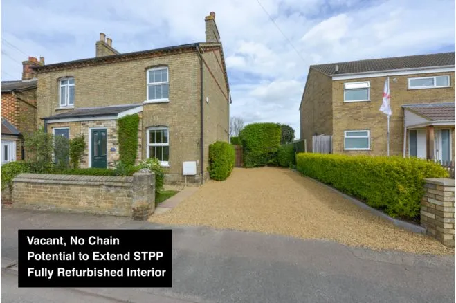 2 bed house for sale — Rook Tree Lane, Hitchin