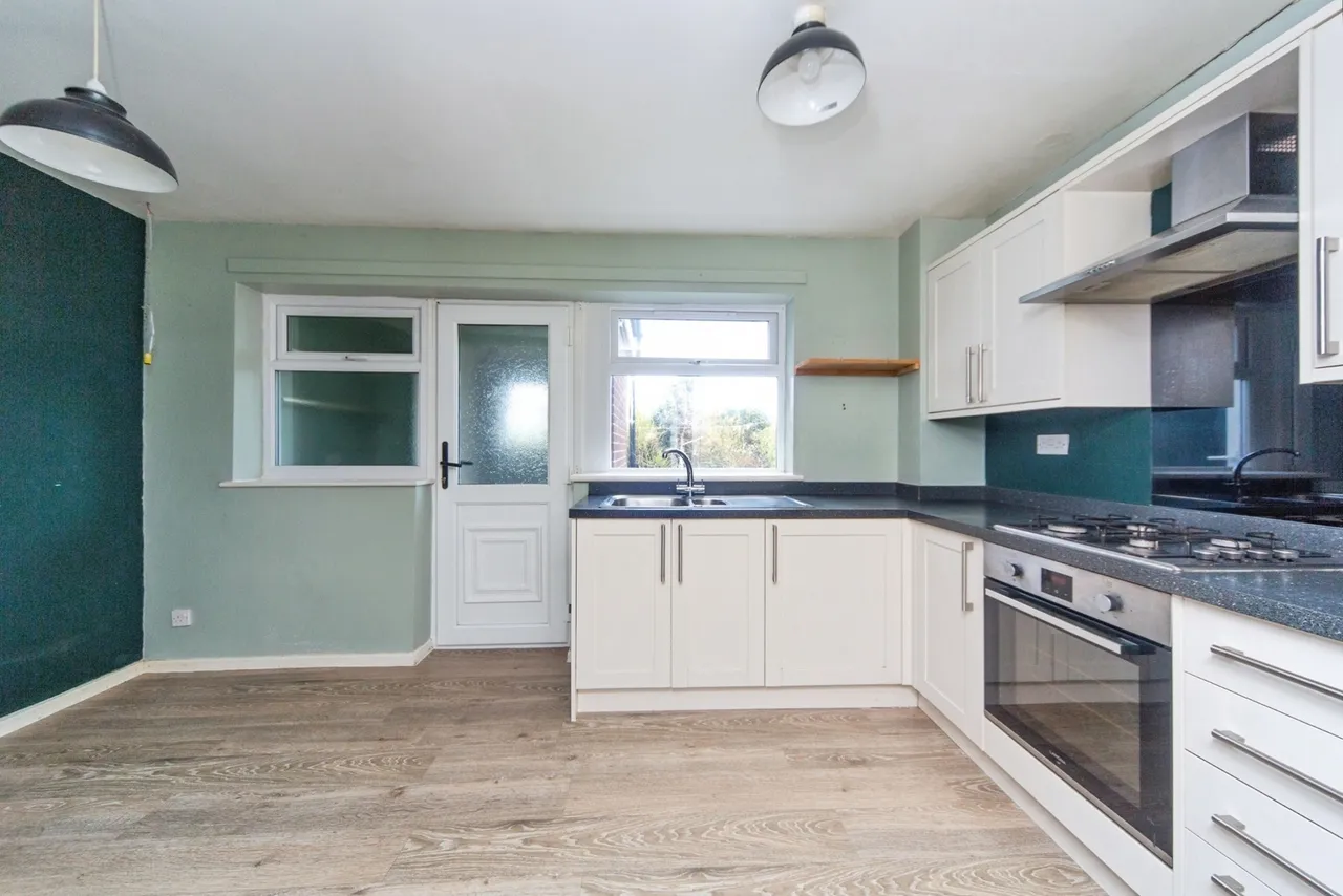 St. Andrews Road, Colwyn Bay, LL29, photo 7