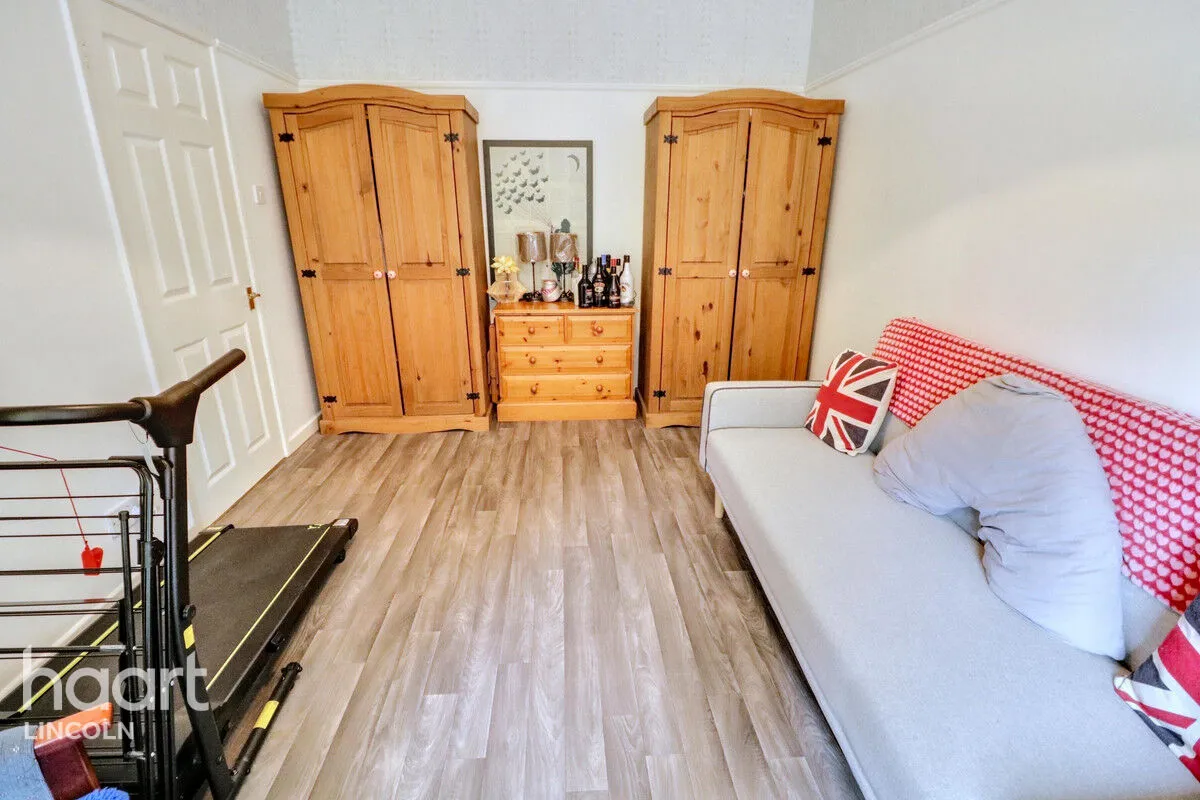 Bunkers Hill, Lincoln, LN2, photo 15