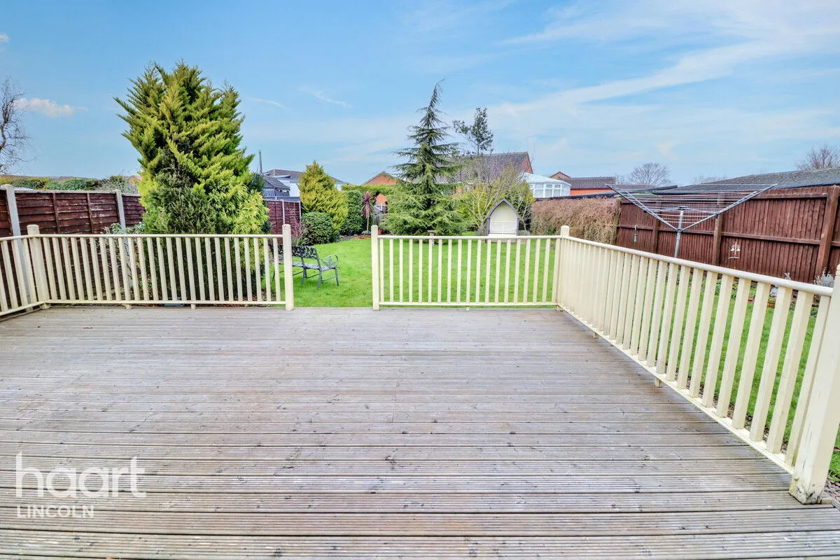 Bunkers Hill, Lincoln, LN2, photo 19