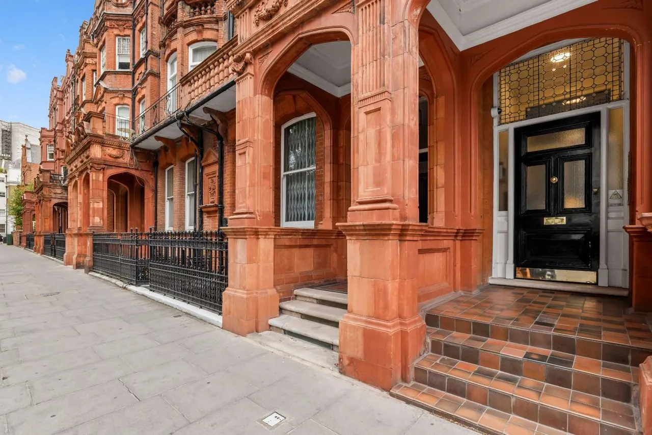 Bina Gardens, London, SW5 0LA, photo 4