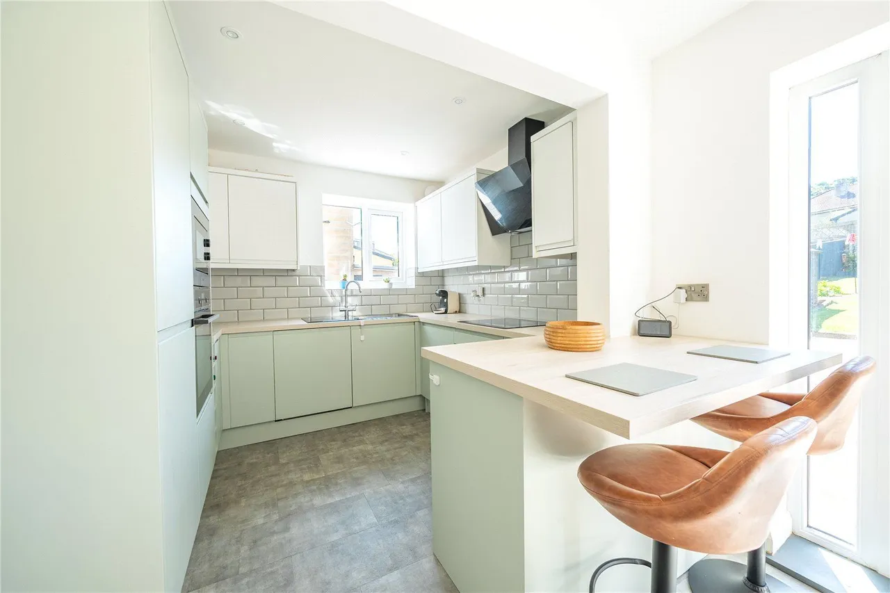 Buckstone Road, Leeds, LS17, photo 8