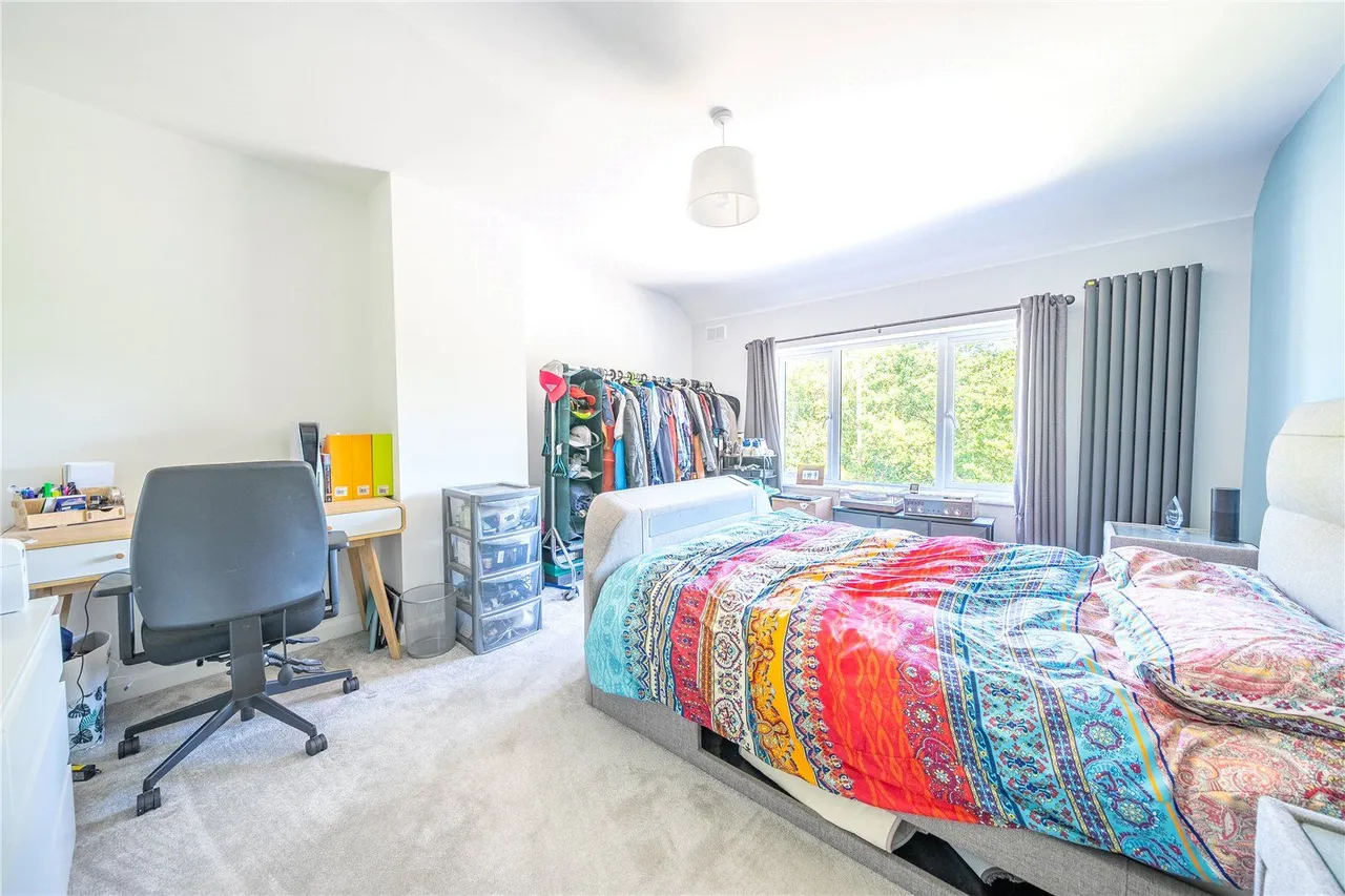 Buckstone Road, Leeds, LS17, photo 6