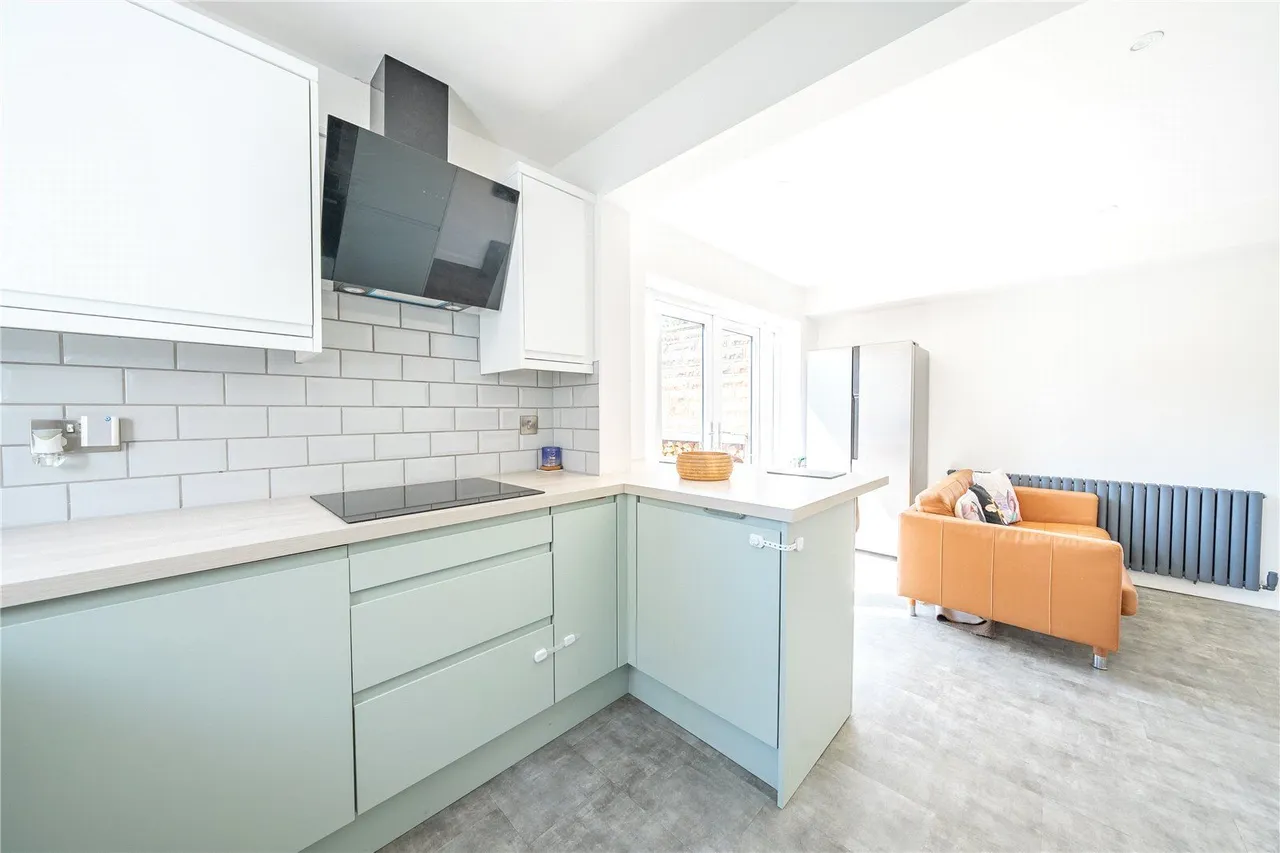 Buckstone Road, Leeds, LS17, photo 15