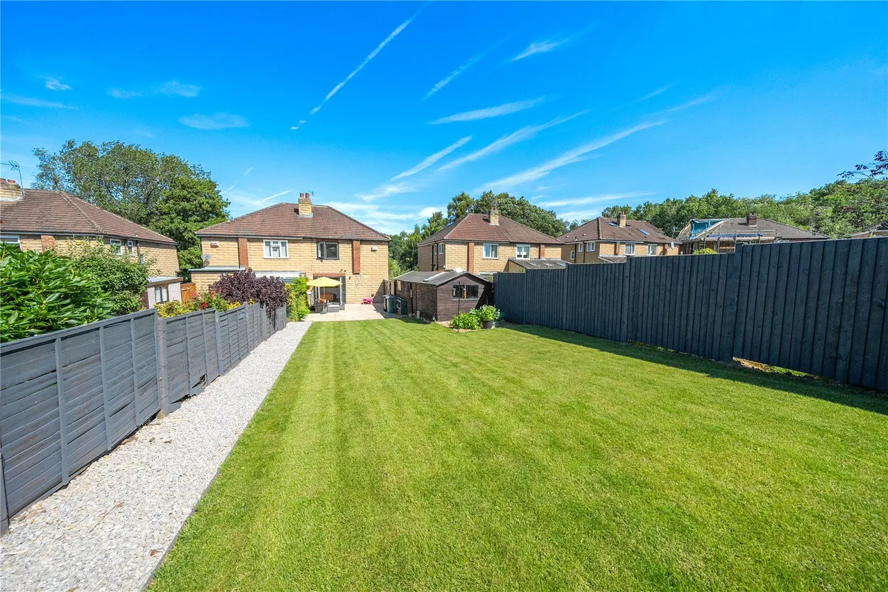 Buckstone Road, Leeds, LS17, photo 10