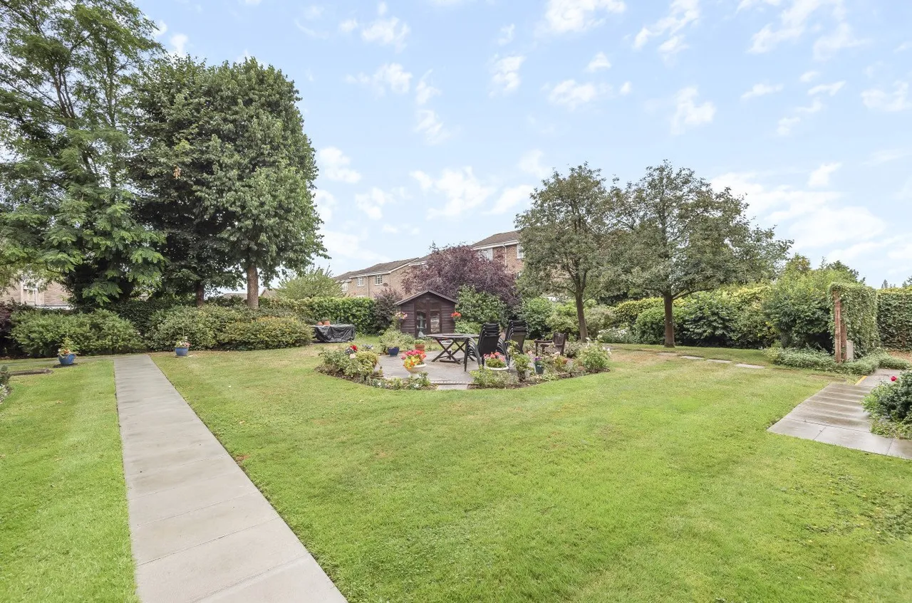 Park Avenue, Bromley, BR1, photo 4
