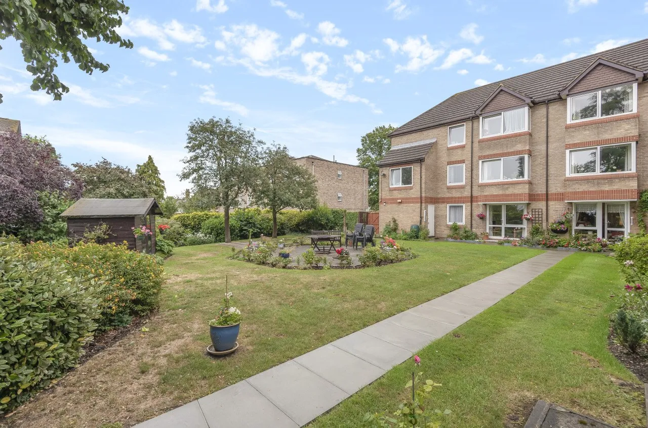 Park Avenue, Bromley, BR1, photo 8