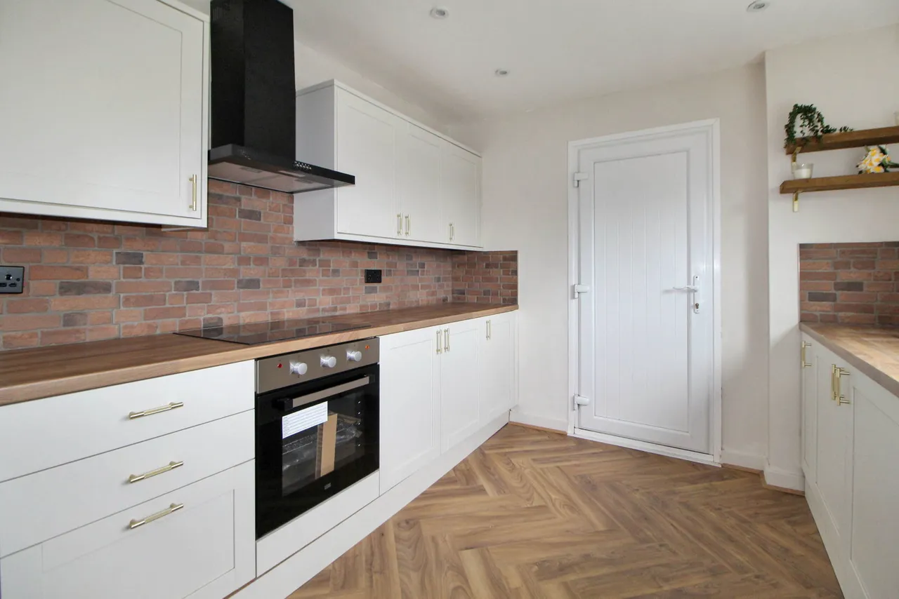 Mill Park Drive, Eastham, CH62 9AX, photo 8