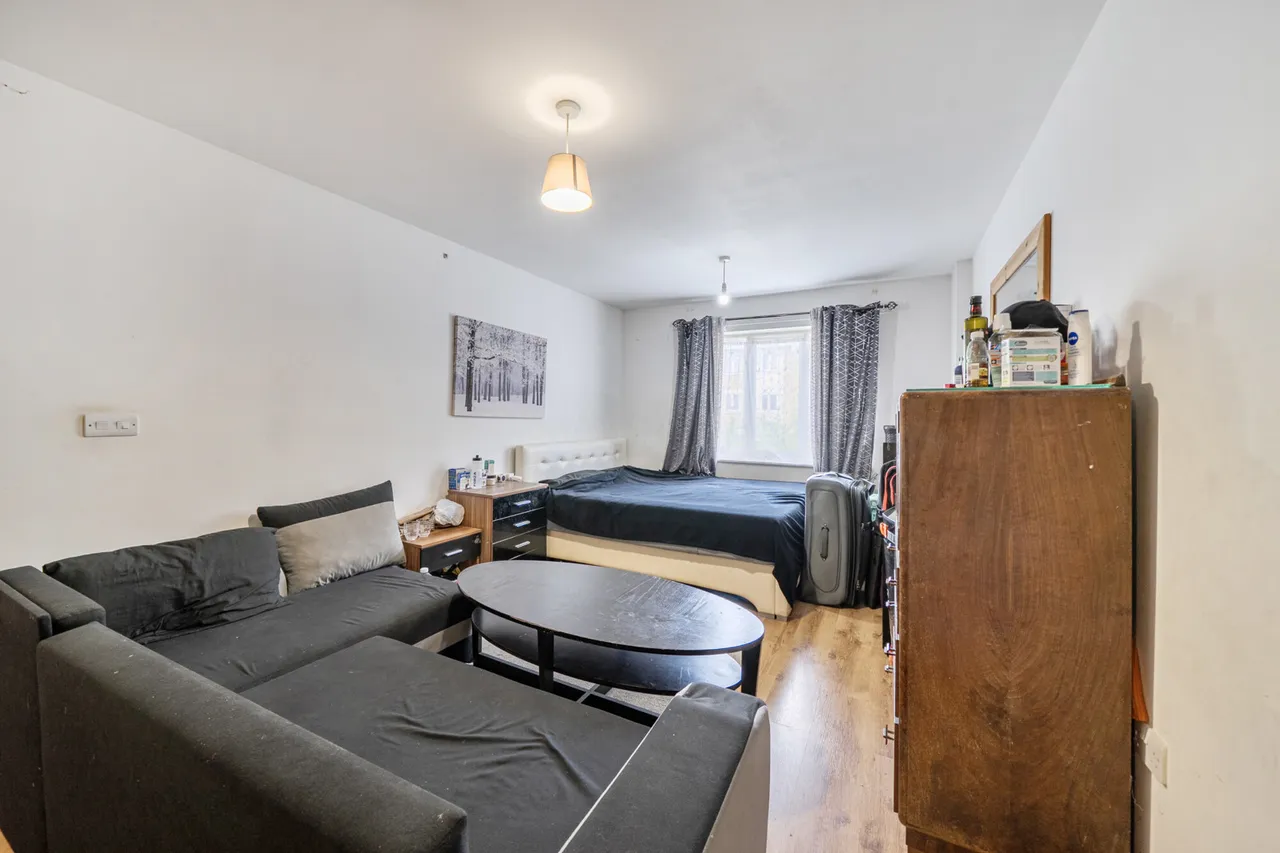 Park Lodge Avenue, West Drayton, UB7, photo 3