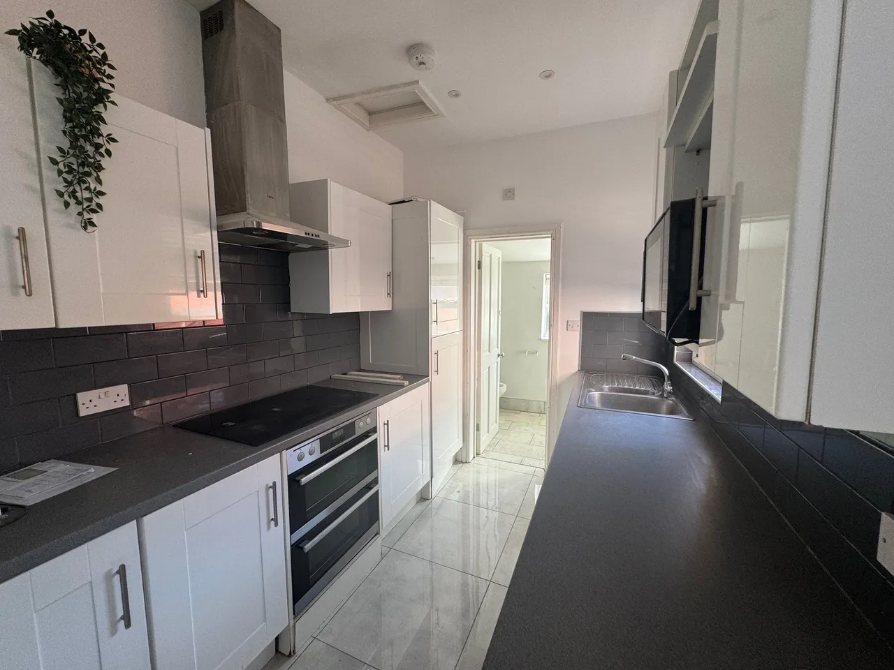 Richmond street, CV2, photo 8