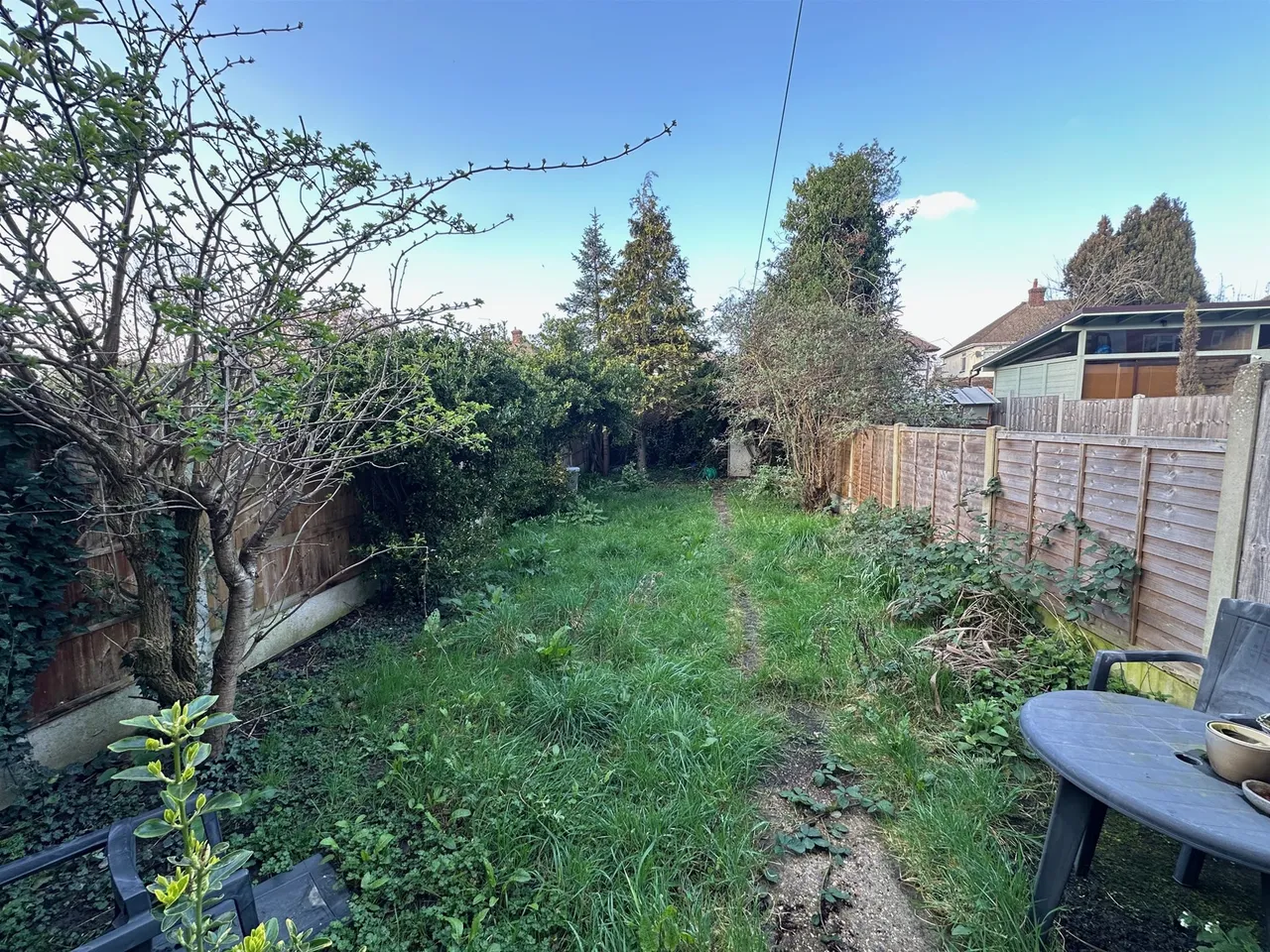 HAVERING GARDENS, Romford, Essex RM6 5AA, photo 16
