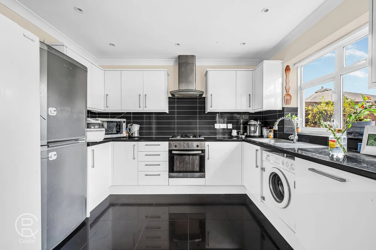 Ellesmere Road, Greenford, Middlesex, UB6 9ET, photo 4