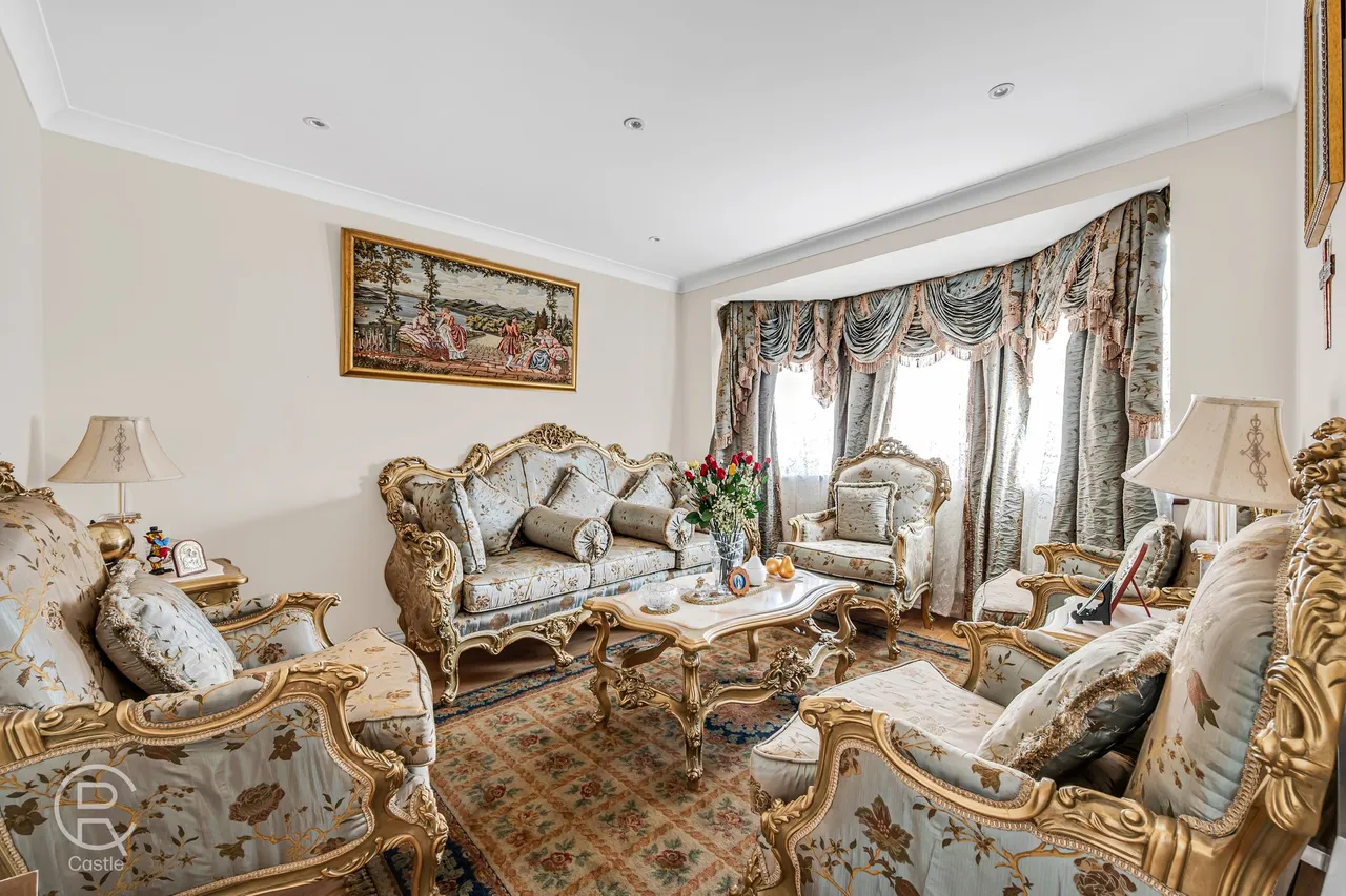 Ellesmere Road, Greenford, Middlesex, UB6 9ET, photo 2