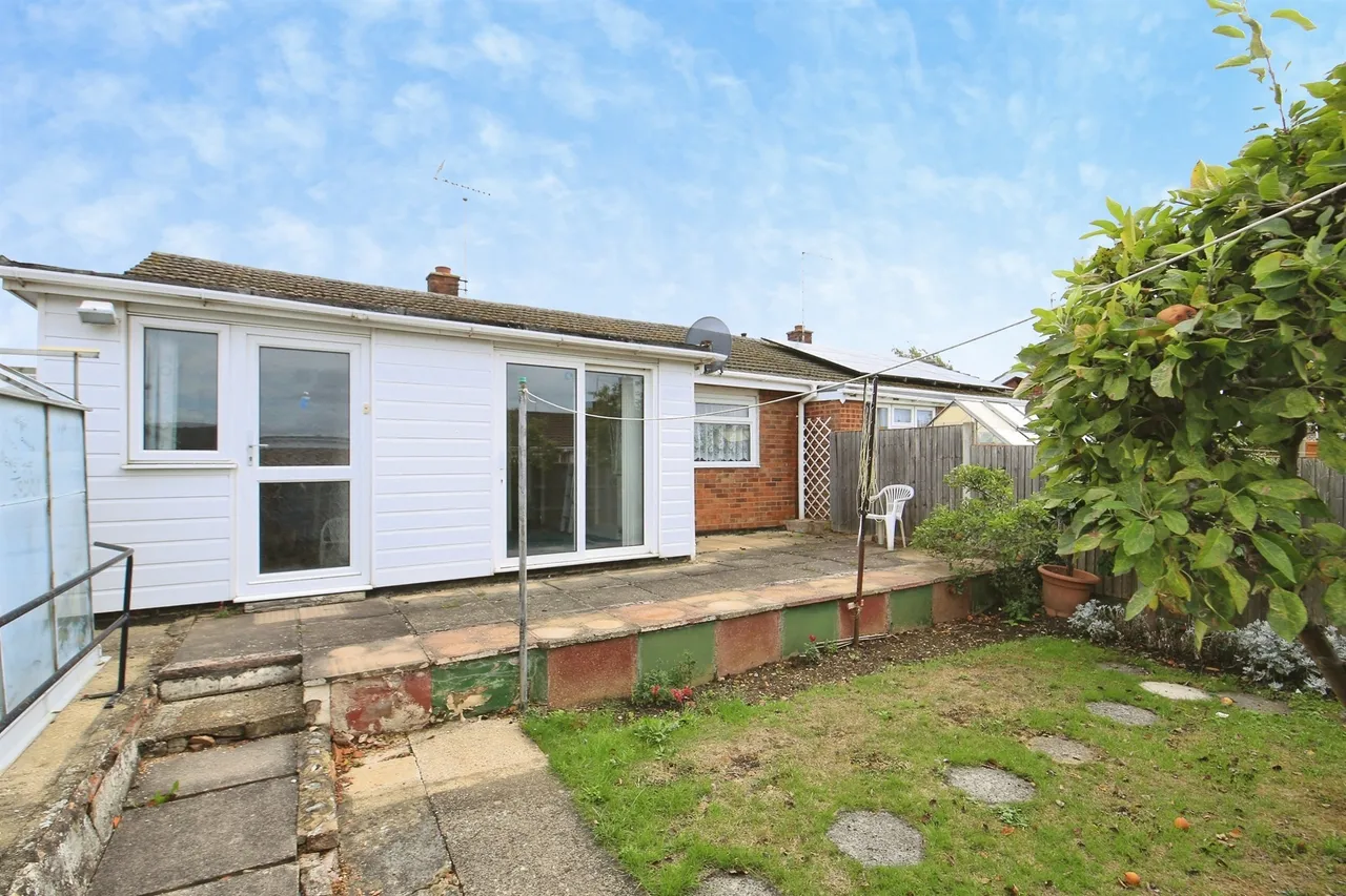 Lawson Avenue, Peterborough, photo 12