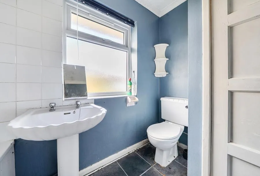 Pennine Road, Cheltenham, GL52, photo 12