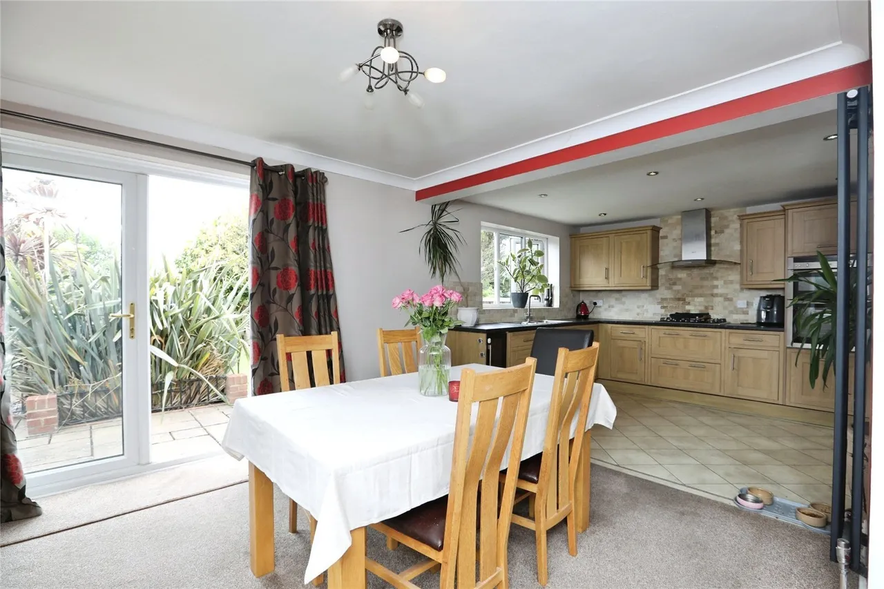 4 bed house for sale, Drake Avenue, Minster on Sea, ME12