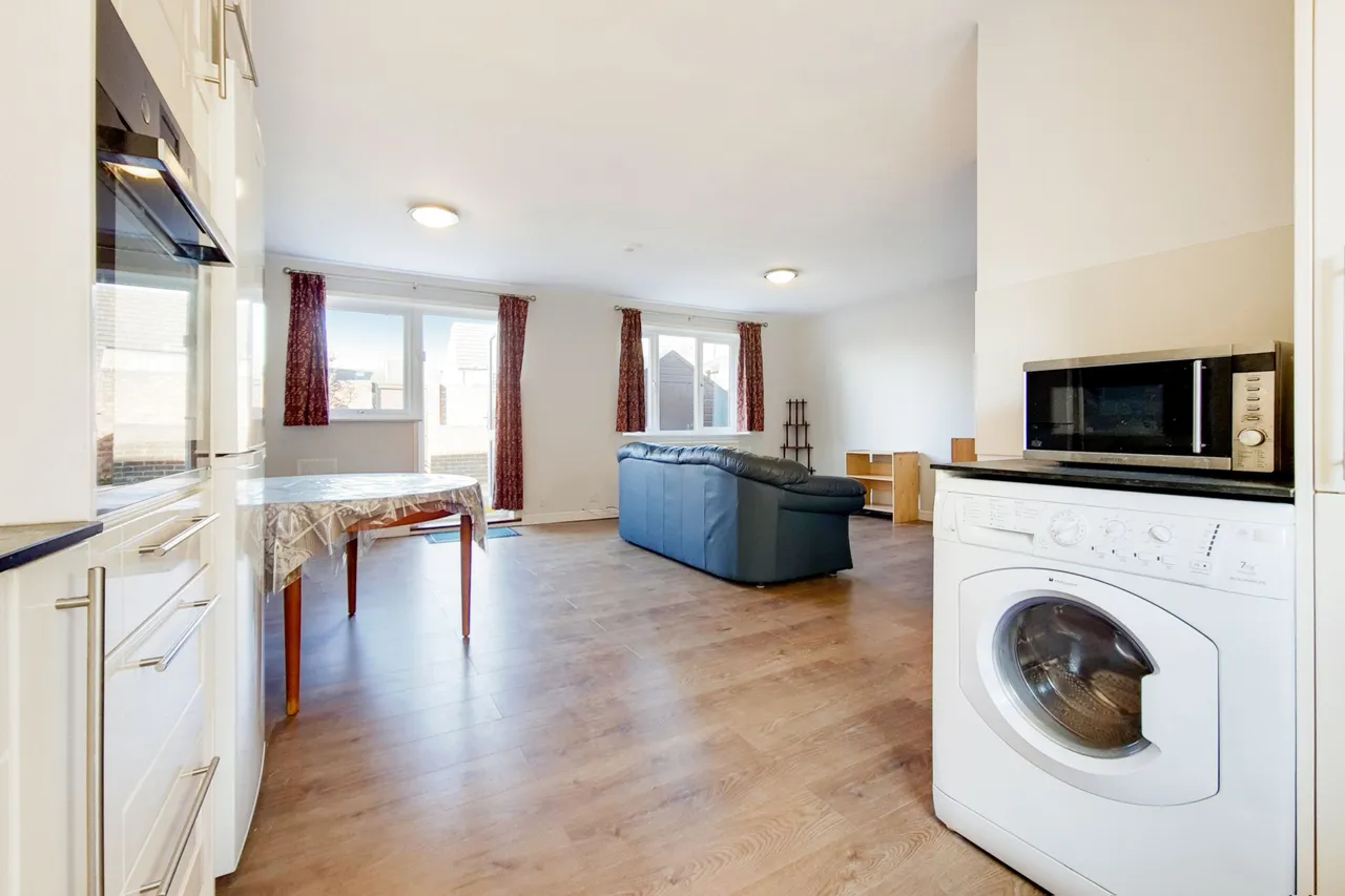 Hounslow, TW4, photo 2
