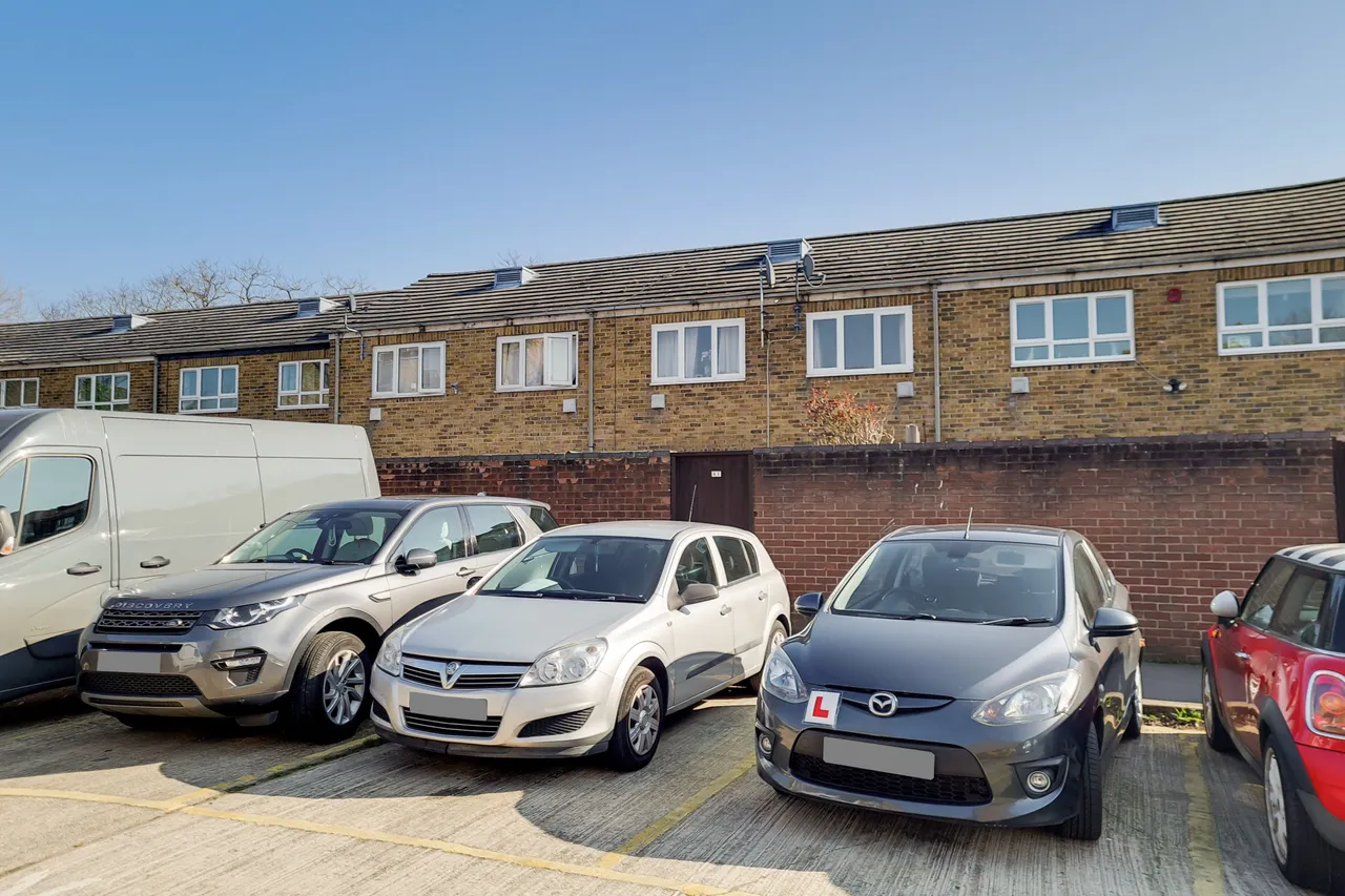 Hounslow, TW4, photo 12