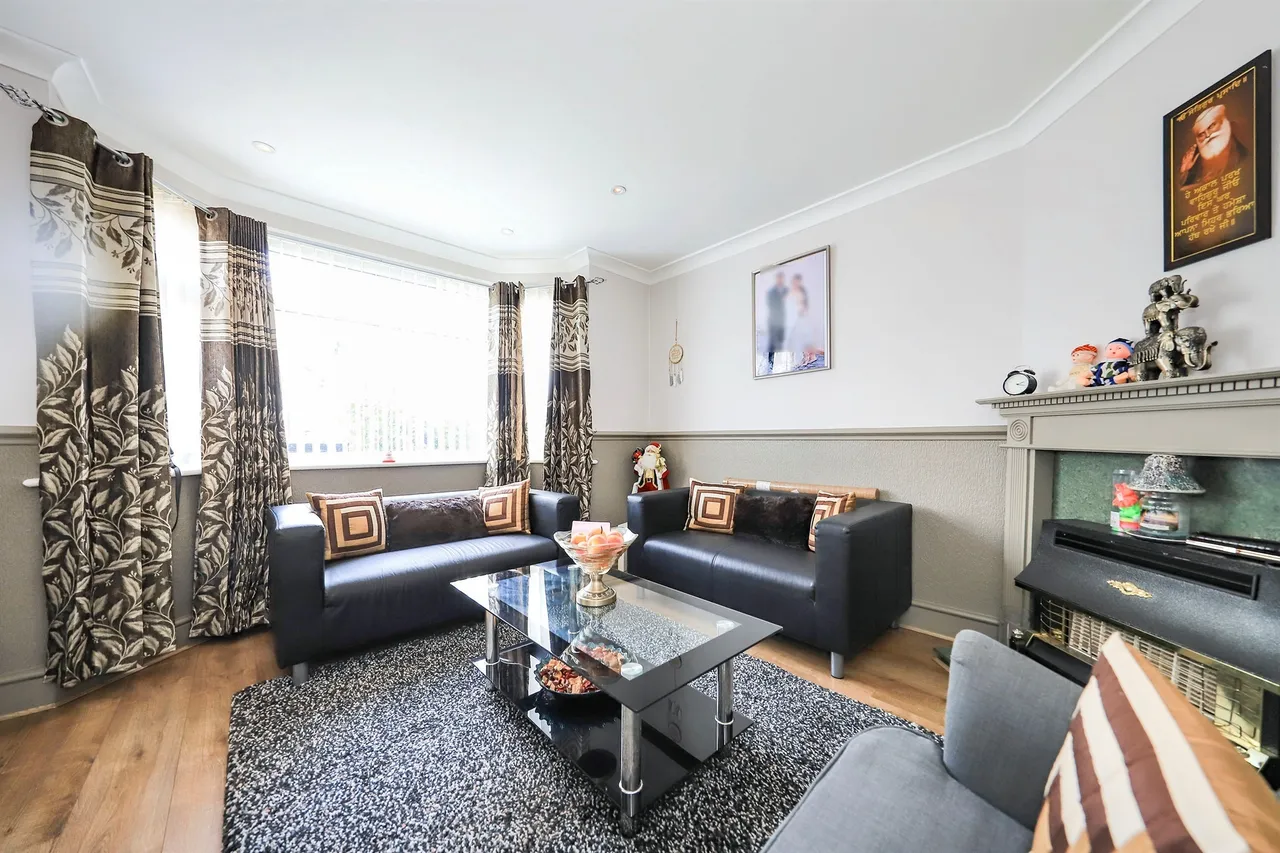Cadman Crescent, Fallings Park, Wolverhampton, photo 3