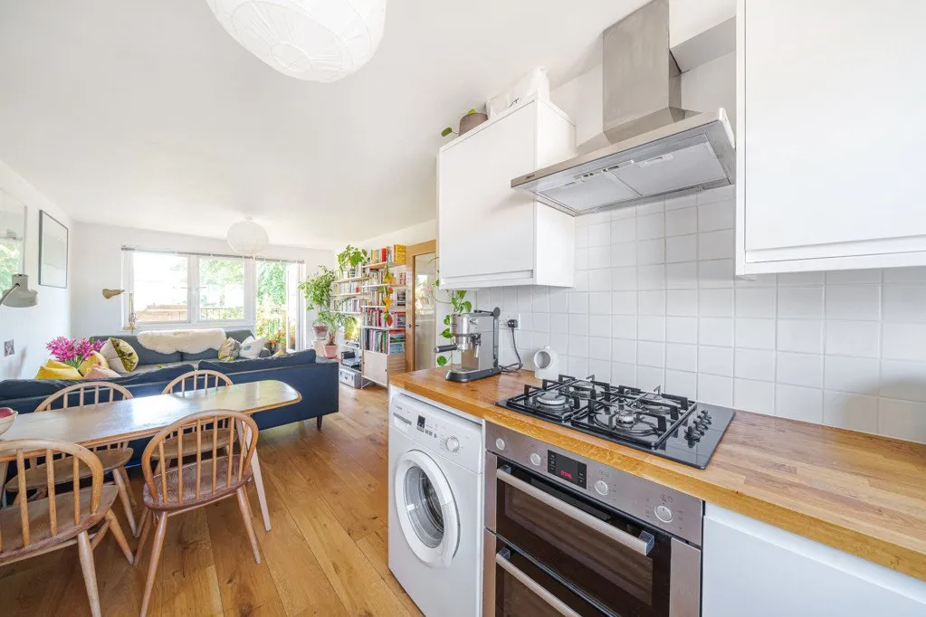 Montague Square, SE15, photo 15