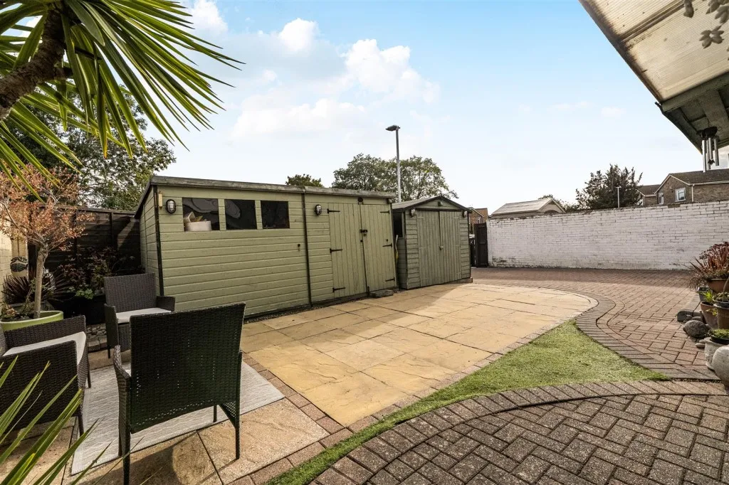 Abingdon Drive, Caversham, photo 20