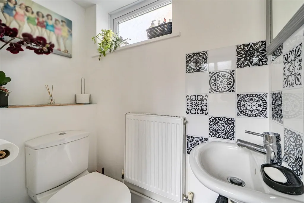 Abingdon Drive, Caversham, photo 17