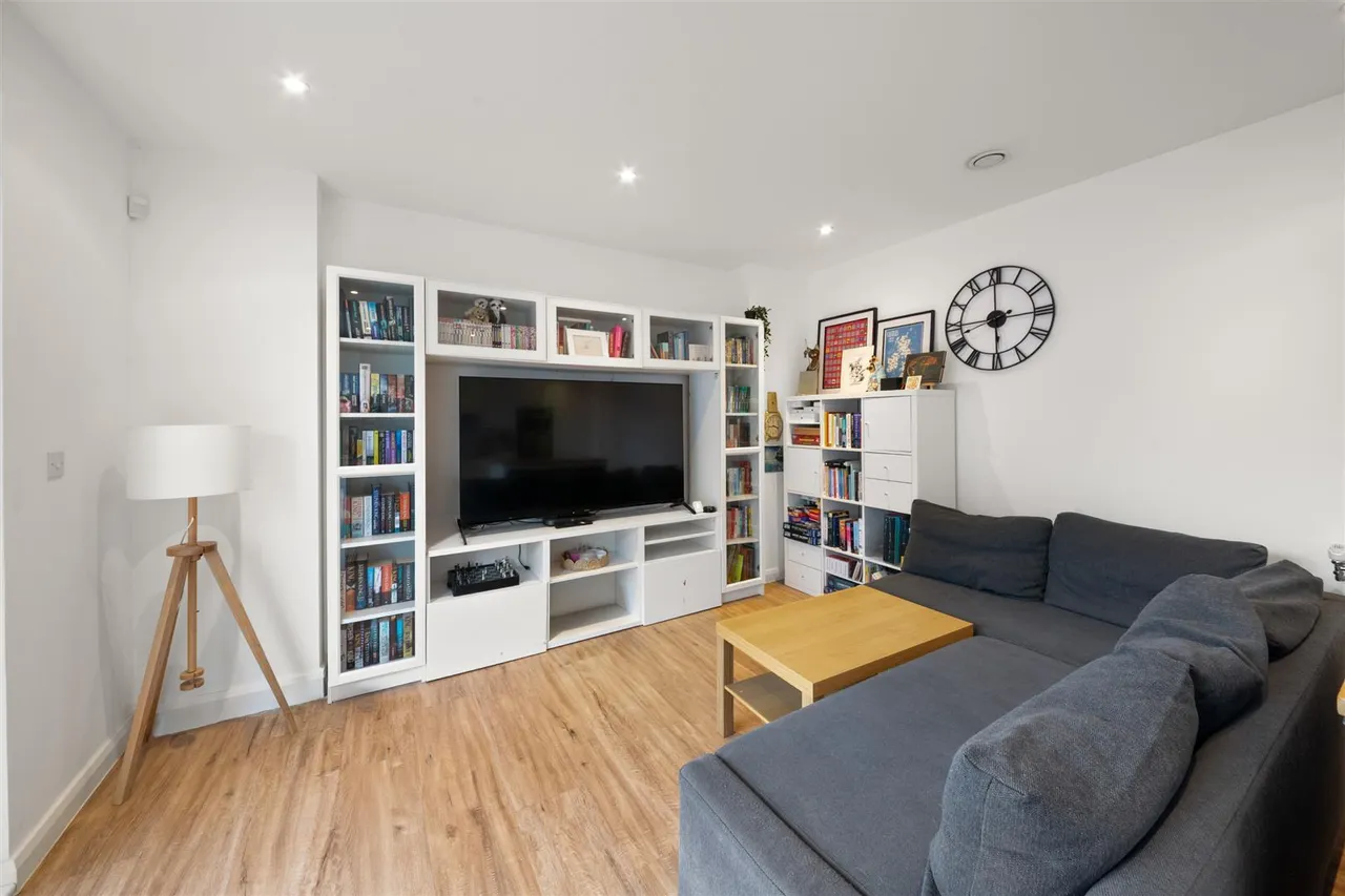 Millstream House, West Drayton, photo 5