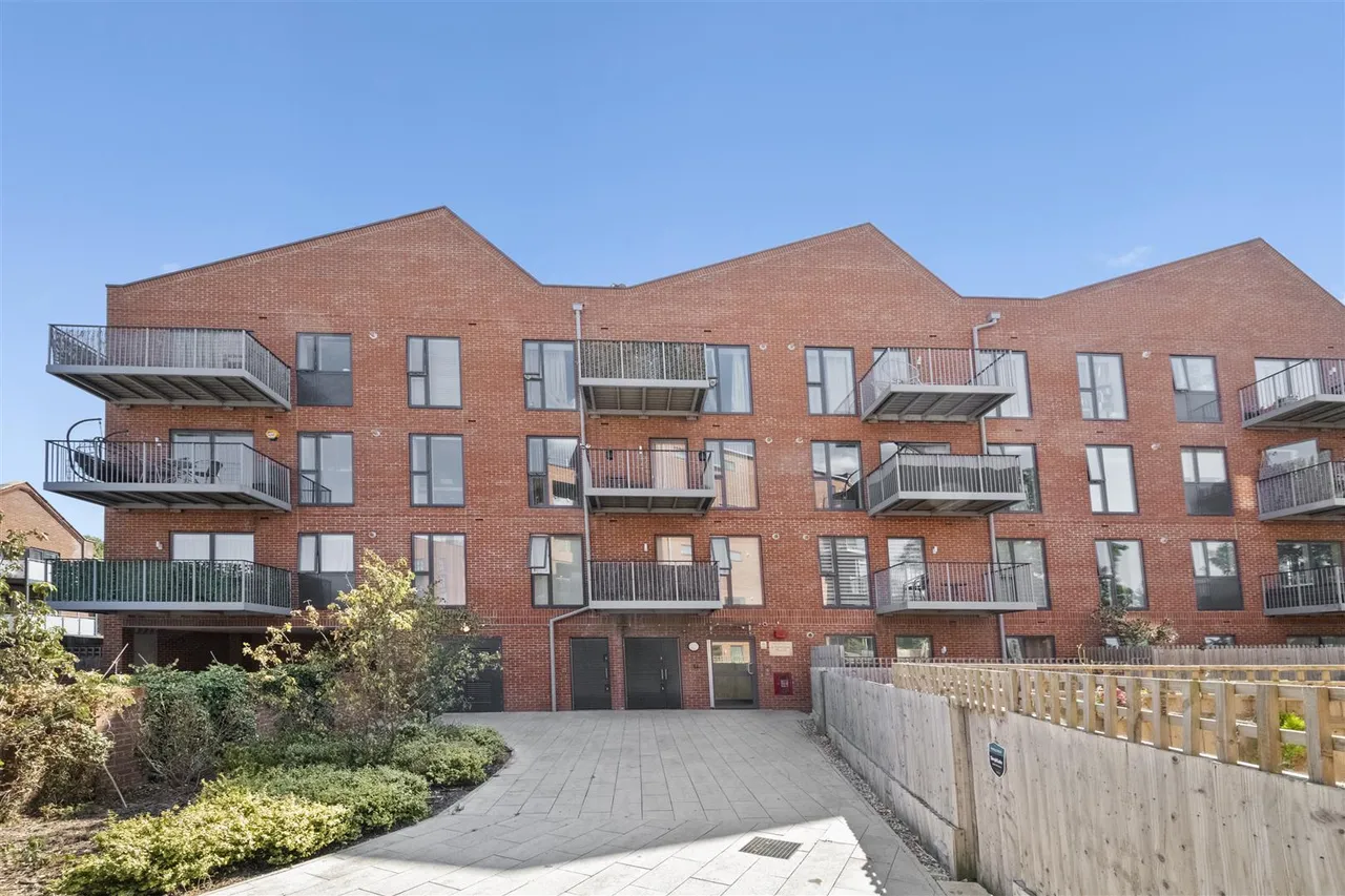 Millstream House, West Drayton, photo 20