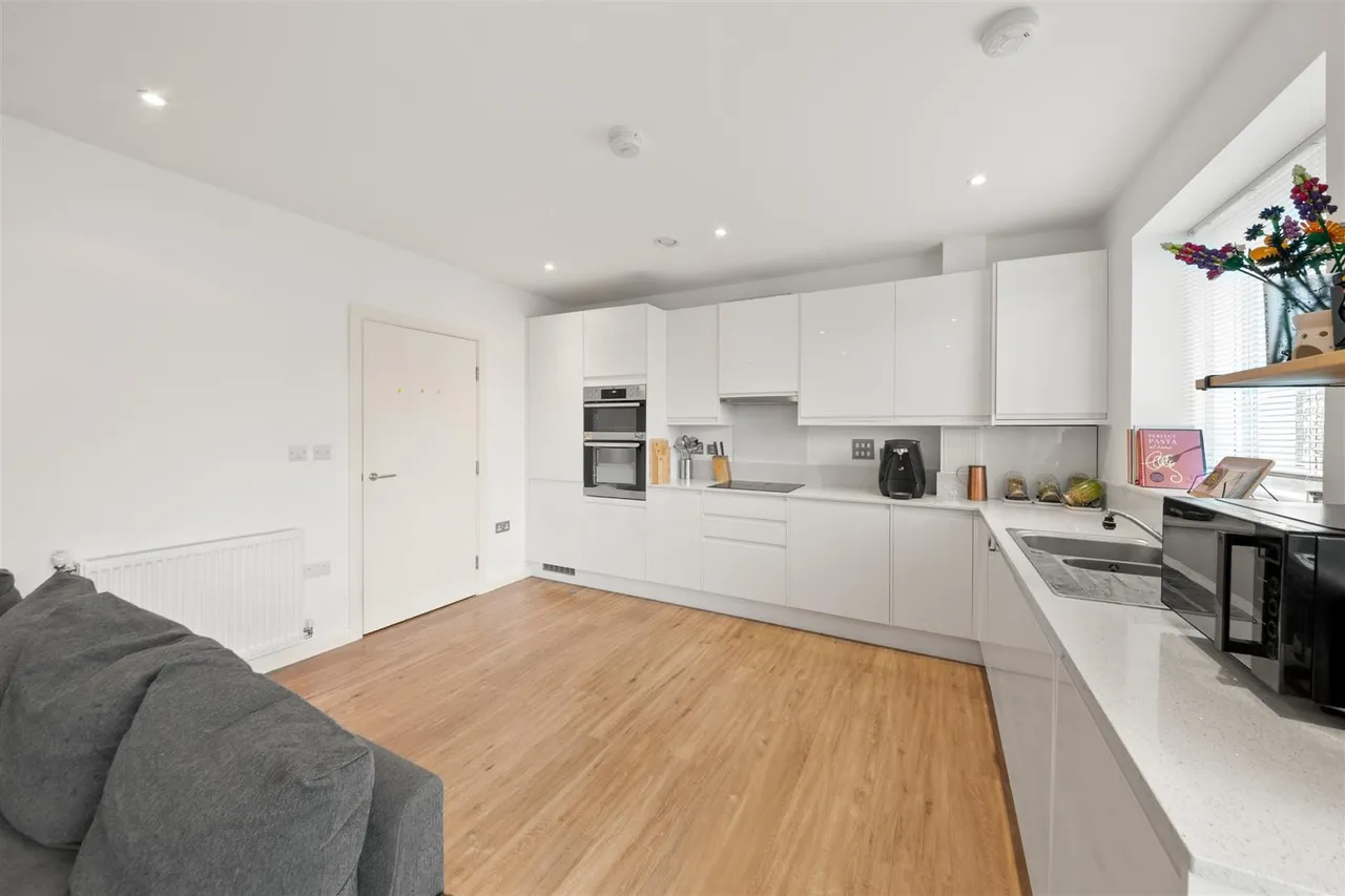 Millstream House, West Drayton, photo 3