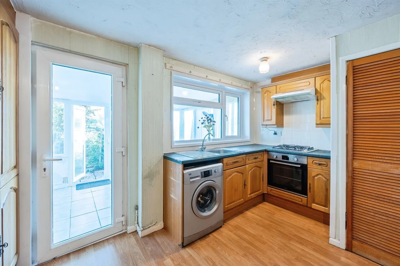 Corsham Road, Lacock, SN15, photo 7