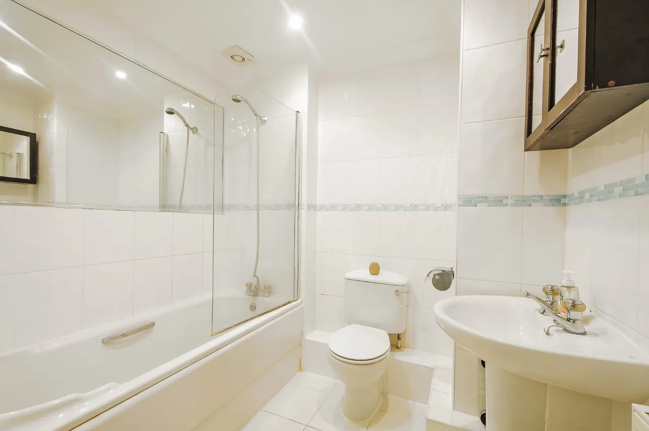 Bewley Street, Wimbledon, London, SW19, photo 4