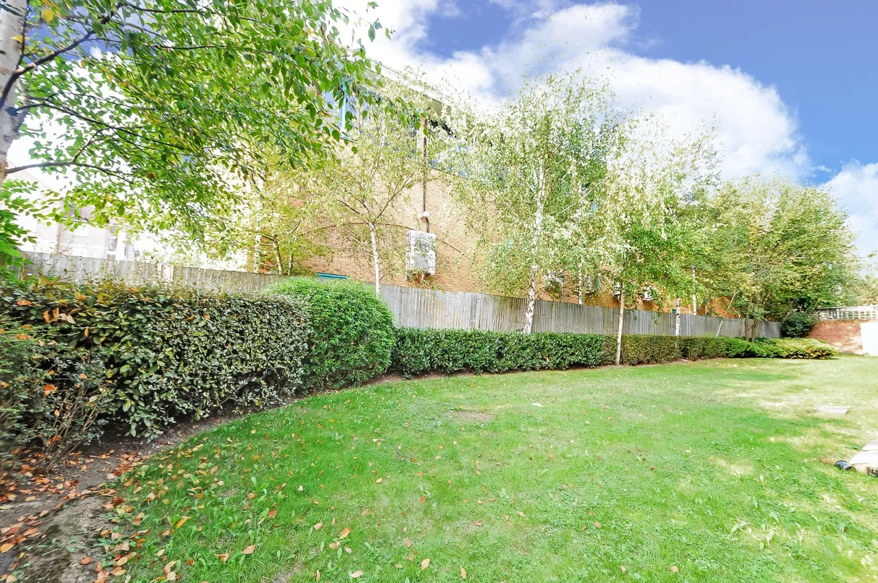 Bewley Street, Wimbledon, London, SW19, photo 5