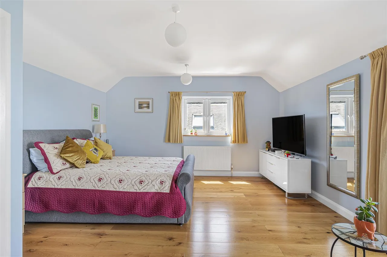 Roderick Avenue, Peacehaven, photo 60