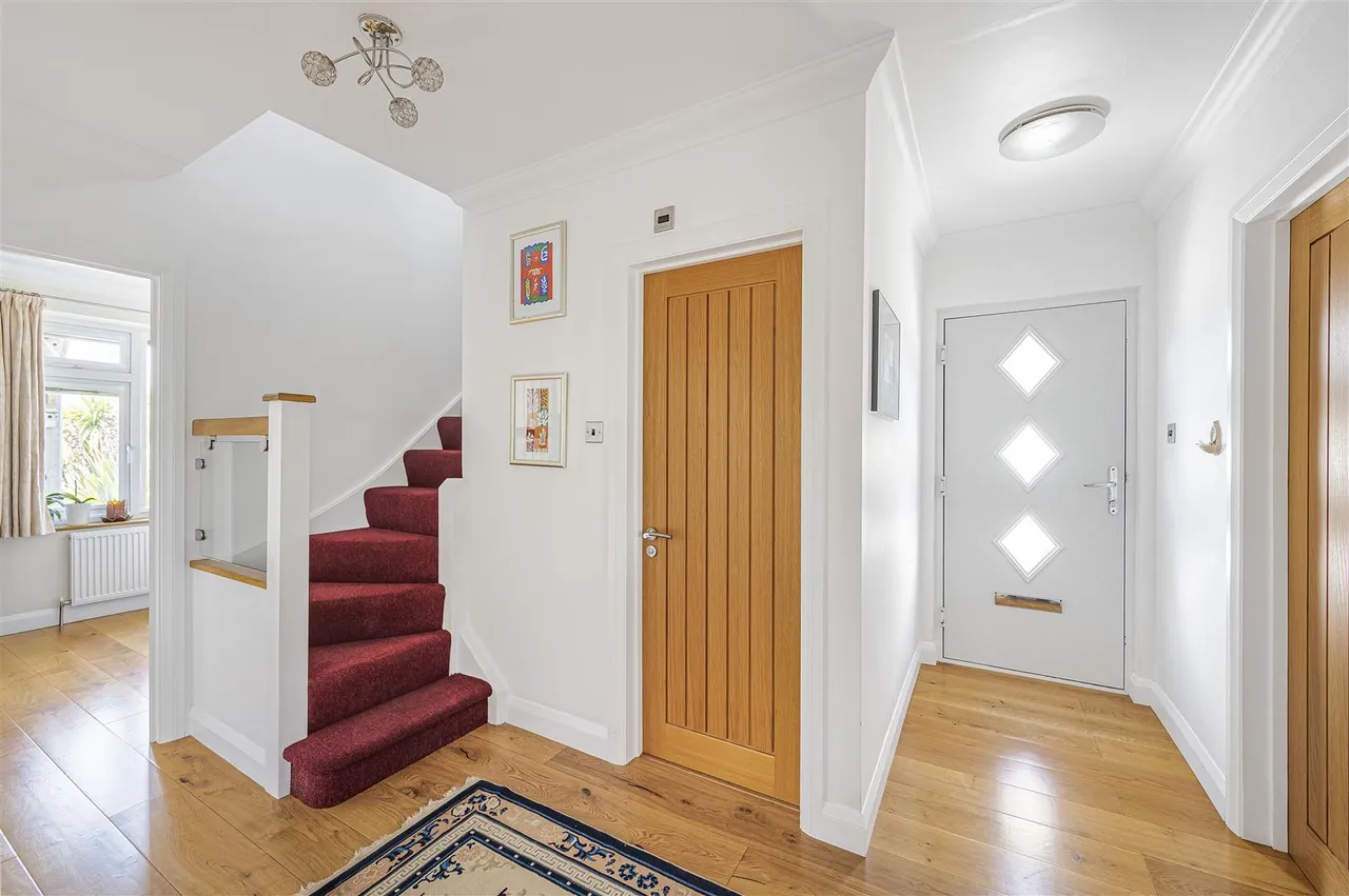 Roderick Avenue, Peacehaven, photo 26
