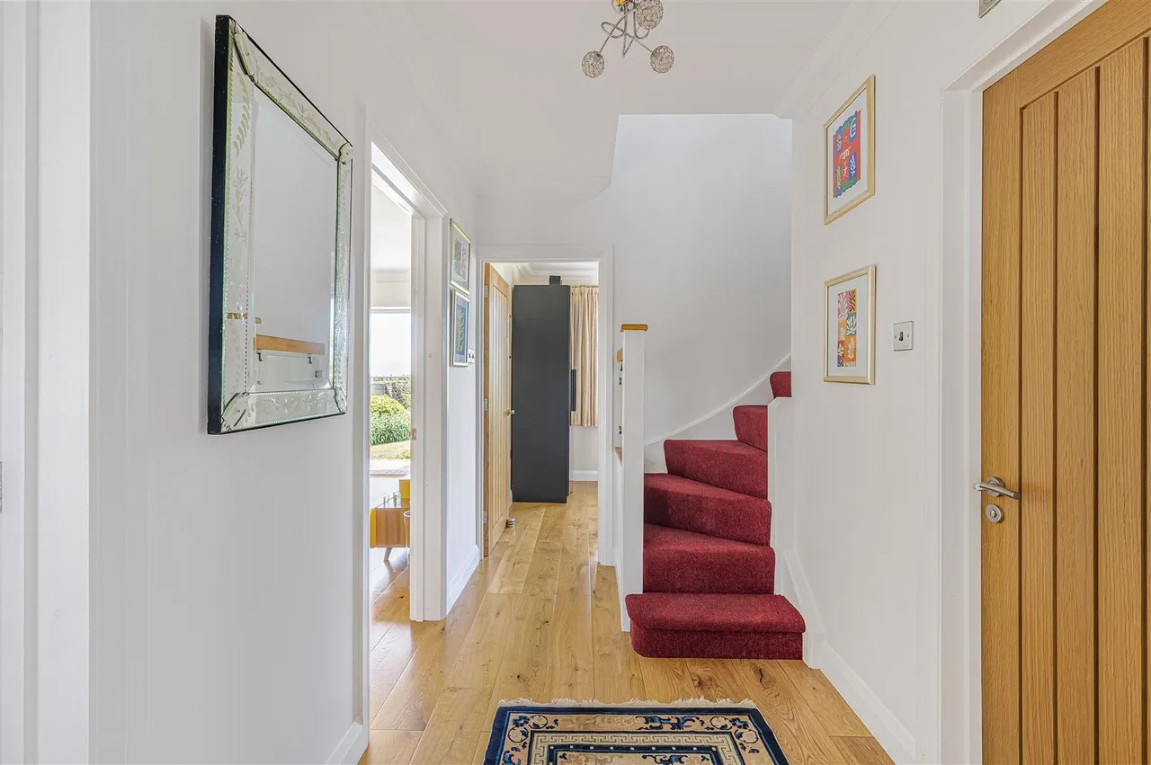 Roderick Avenue, Peacehaven, photo 49