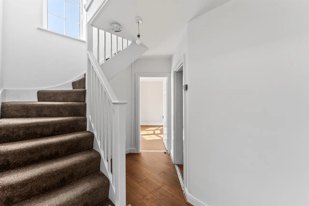 Furness Road, Morden, photo 8