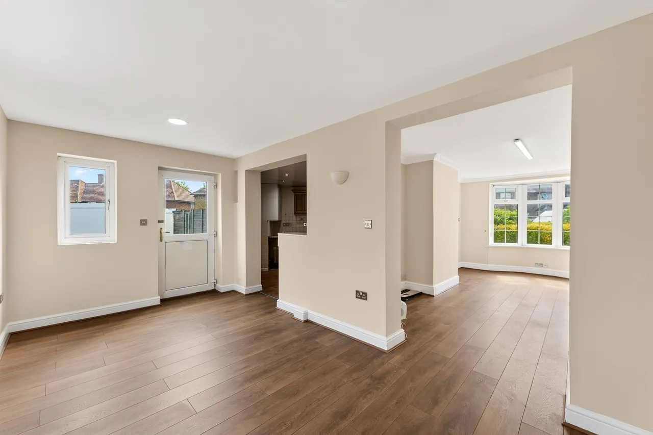 Furness Road, Morden, photo 4