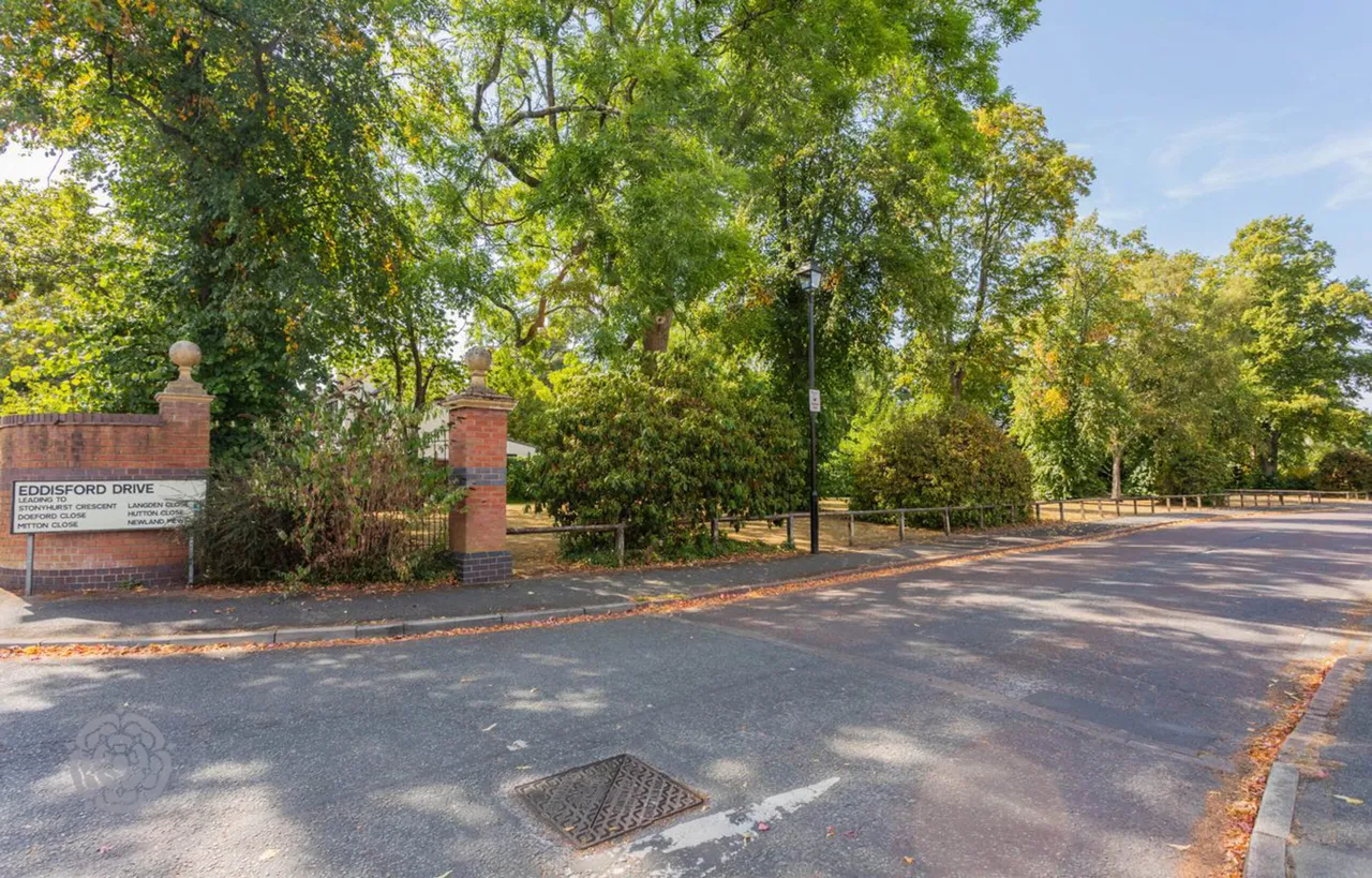Stonyhurst Crescent, Culcheth, Warrington, WA3 4DN, photo 44